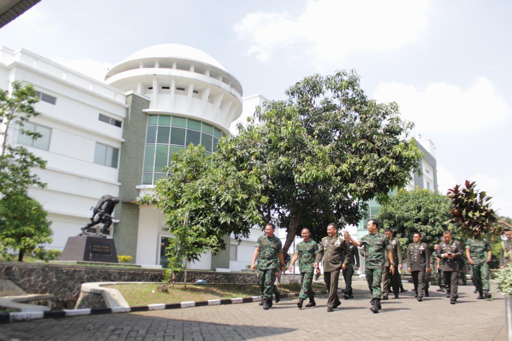 PUSKESAD (Pusat Kesehatan Angkatan Darat)